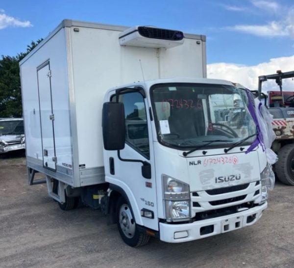 Isuzu NLR 45 150 V4300