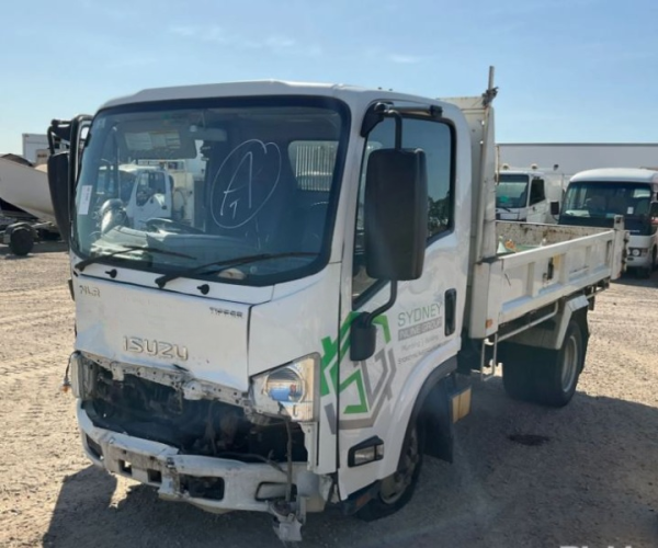 Isuzu NLR Tipper V4318