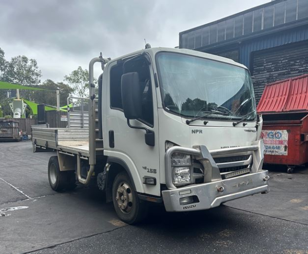 Isuzu NPR 45 155 V4319